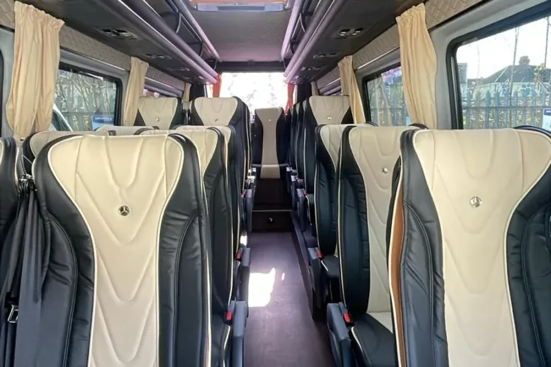 Mercedes Sprinter Executive Minibus photo 1