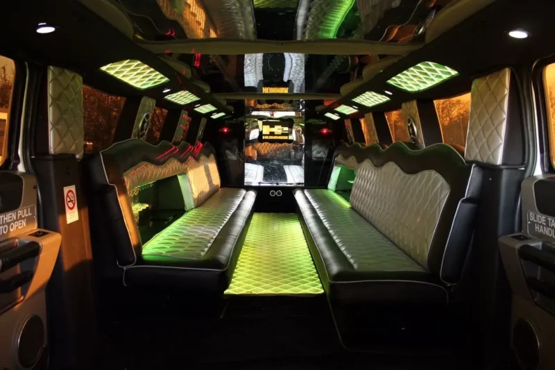 Hummer H2 Limousine photo 1