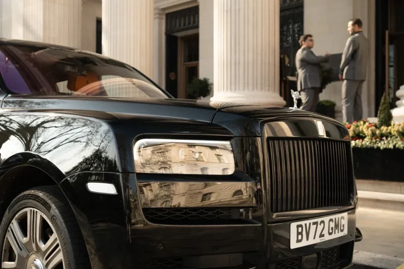 Rolls-Royce Cullinan photo 1