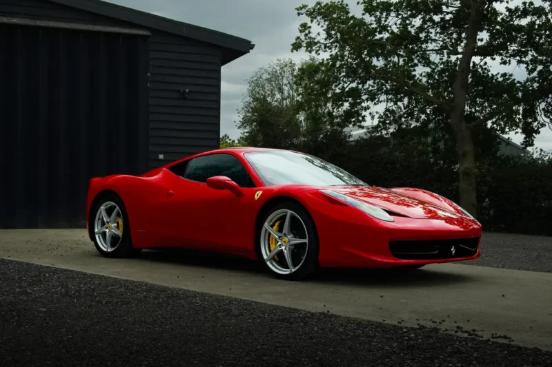 Ferrari 458 Italia photo 2