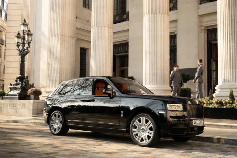 Rolls-Royce Cullinan photo 2