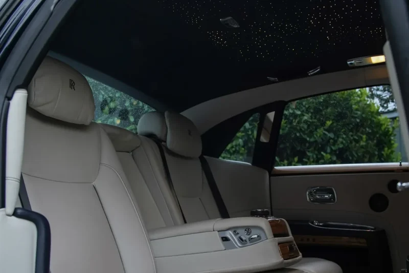 Rolls-Royce Ghost Series II photo 3